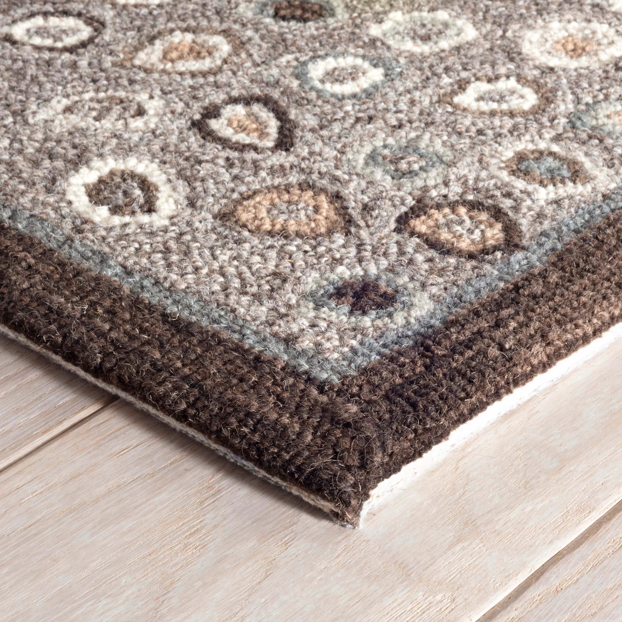 cat's paw hand micro hooked wool rug | grey cat's paw hand micro hooked wool rug | grey