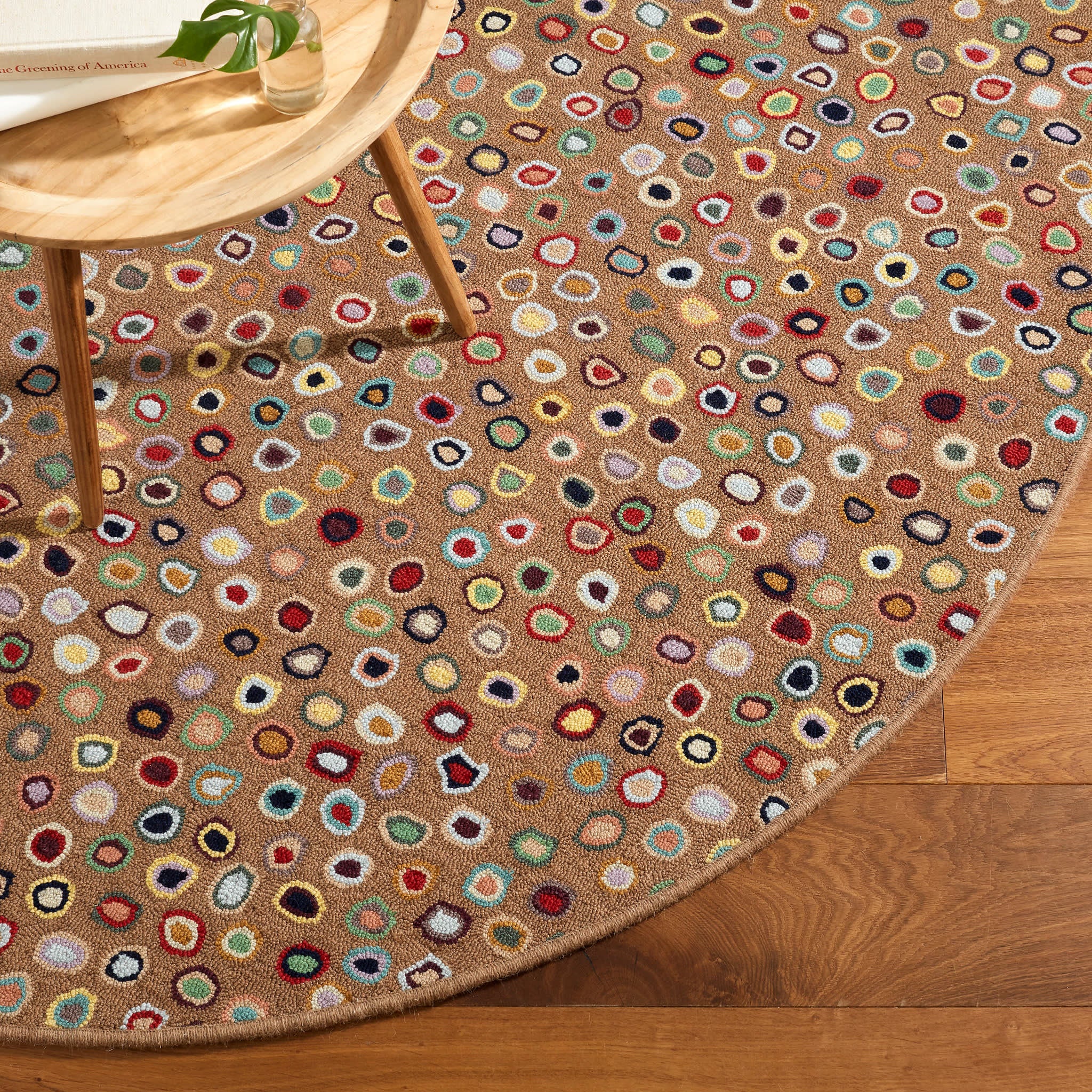 cat's paw hand micro hooked wool rug | brown cat's paw hand micro hooked wool rug | brown